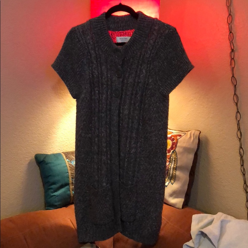 Long short sleeve sweater